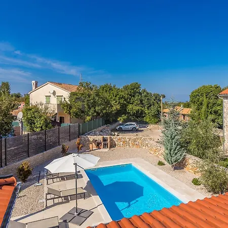 Zora 度假居 Rasopasno